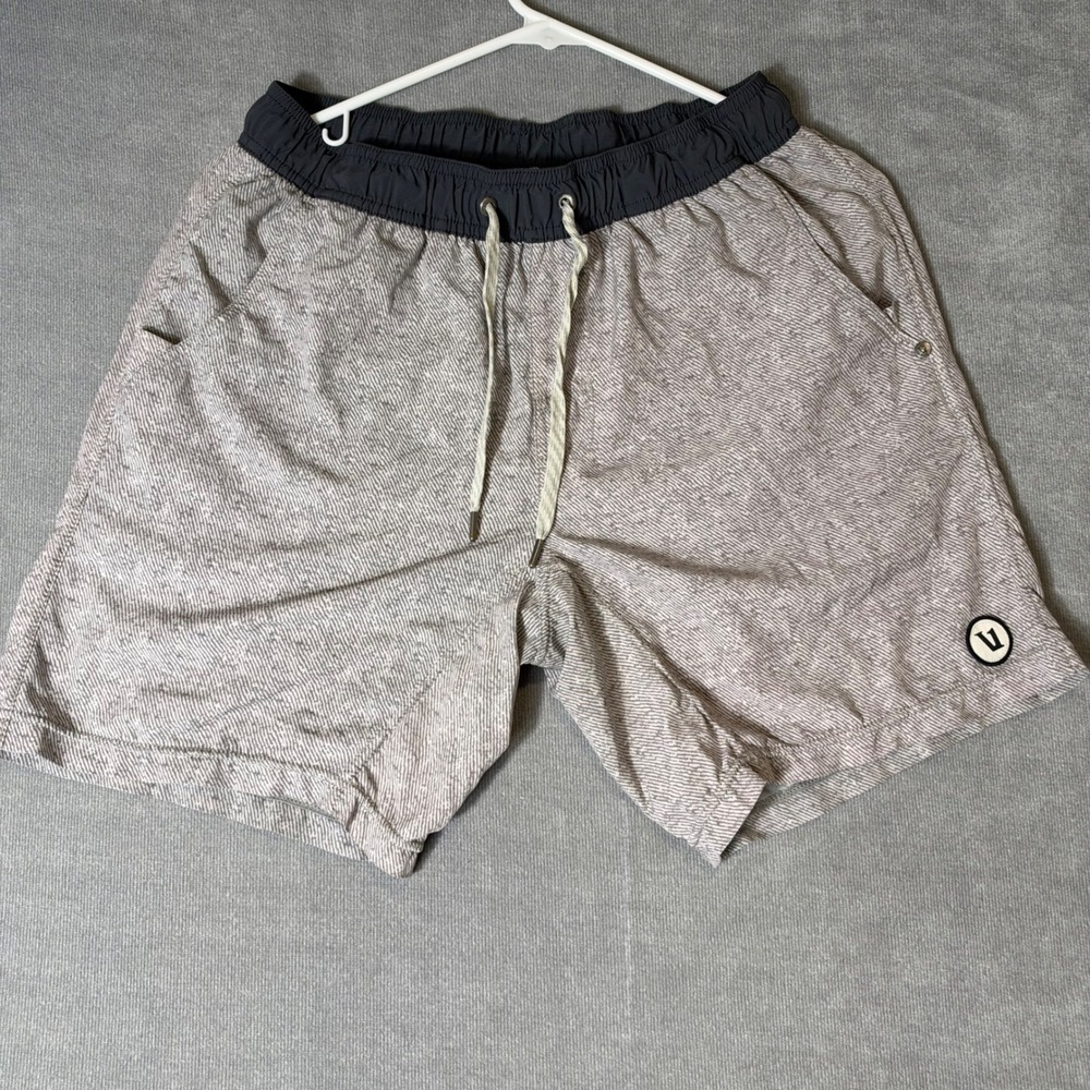 Vuori Banks Shorts Mens Small Grey White Textured Athletic V302 Drawstring